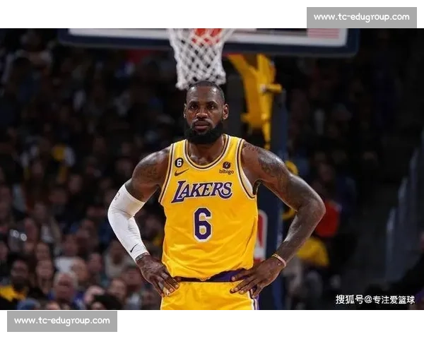 詹姆斯领衔鏖战猛龙东部宿敌对决再现季后赛统治力传奇舞台巅峰时刻